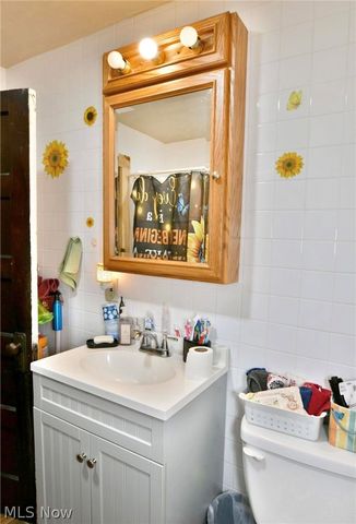 1970 Weston Avenue, Youngstown, OH 44514