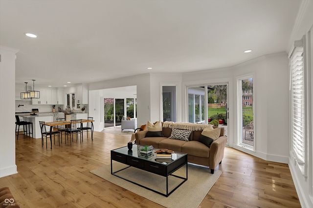 4339 Royal Pine Boulevard, Indianapolis, IN 46250