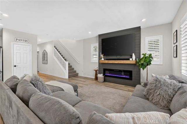 7690 Terra Manor, Riverside, CA 92507