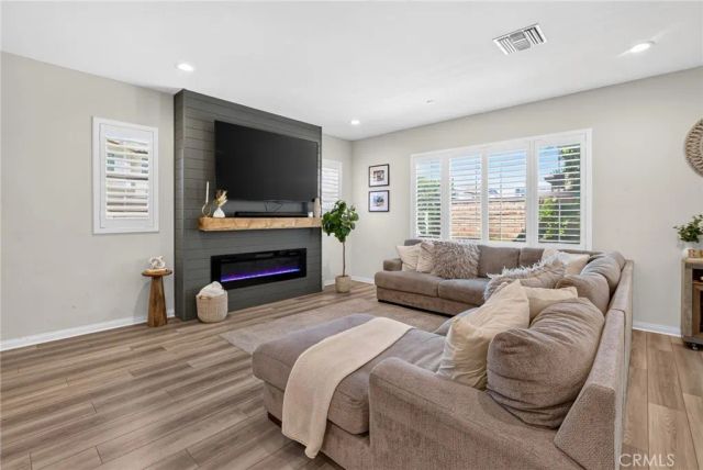 7690 Terra Manor, Riverside, CA 92507