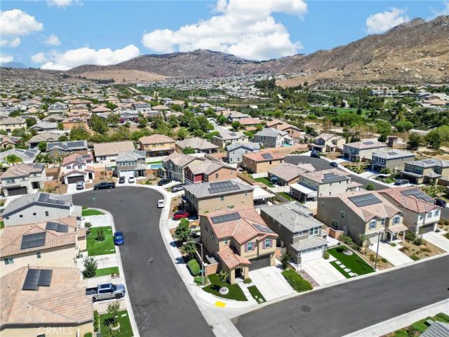 7690 Terra Manor, Riverside, CA 92507