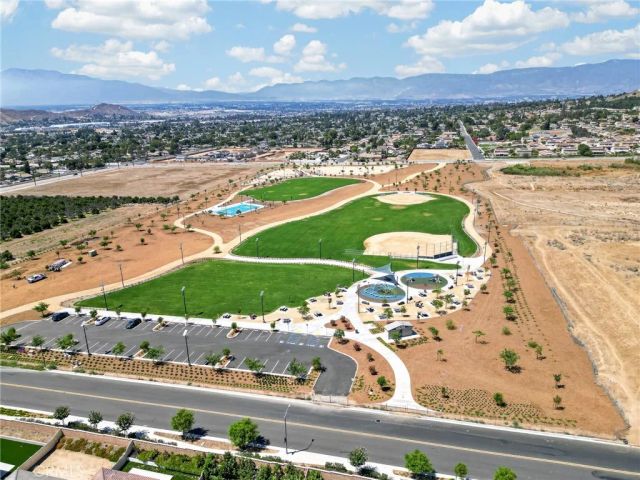 7690 Terra Manor, Riverside, CA 92507