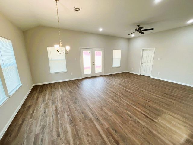 297 Road 5102 L, Cleveland, TX 77327