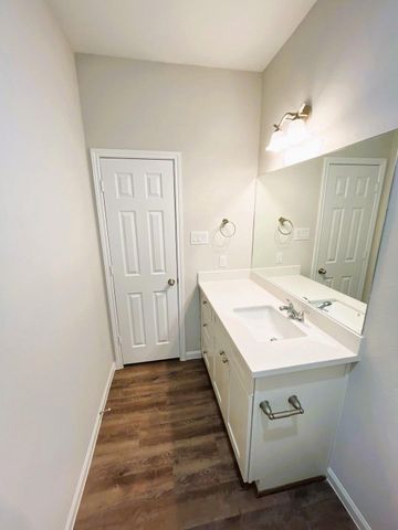 297 Road 5102 L, Cleveland, TX 77327