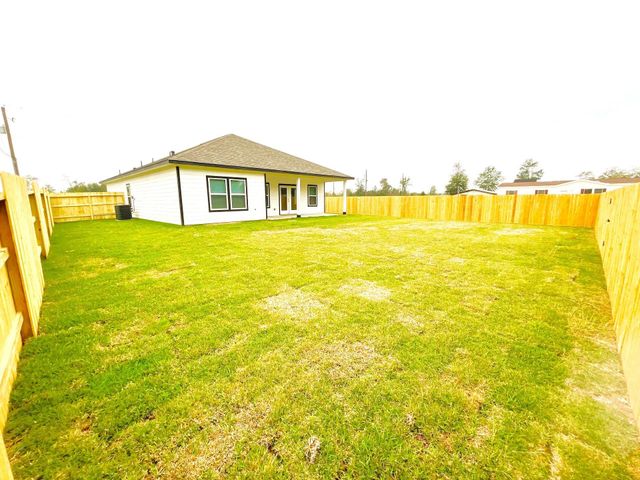 297 Road 5102 L, Cleveland, TX 77327
