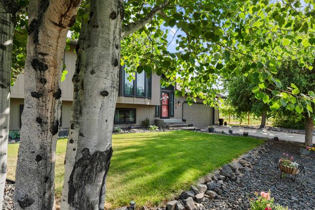 22616 E Wabash Ave, Otis Orchards, WA 99027