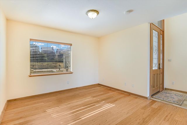 116 Courtside WAY, Spicewood, TX 78669