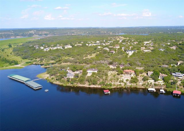 116 Courtside WAY, Spicewood, TX 78669