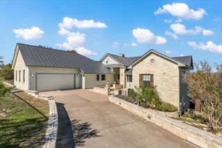 116 Courtside WAY, Spicewood, TX 78669