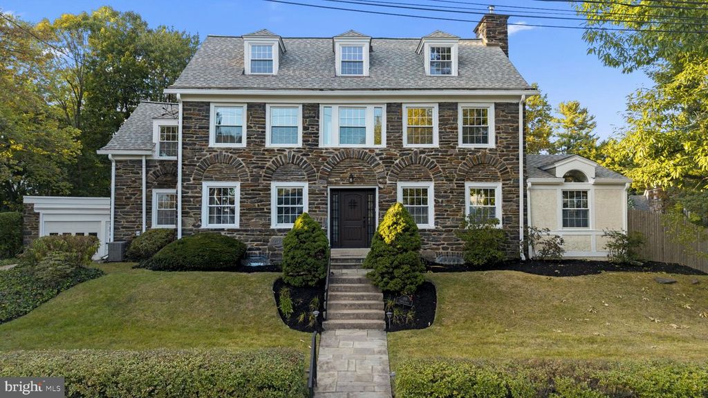 69 W LODGES LN, Bala Cynwyd, PA 19004