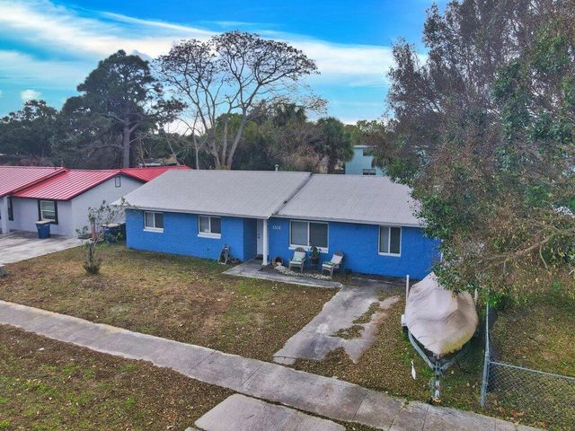 3201 Kentucky Avenue, Fort Pierce, FL 34947