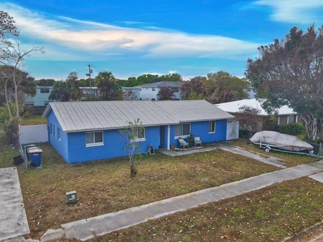 3201 Kentucky Avenue, Fort Pierce, FL 34947