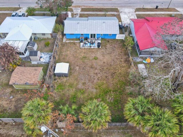 3201 Kentucky Avenue, Fort Pierce, FL 34947