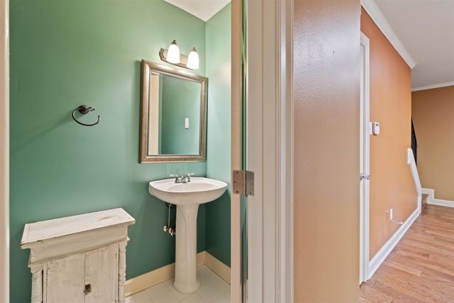 700 ST. AUGUSTINE SQ D, Memphis, TN 38104