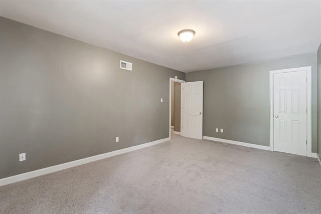 700 ST. AUGUSTINE SQ D, Memphis, TN 38104