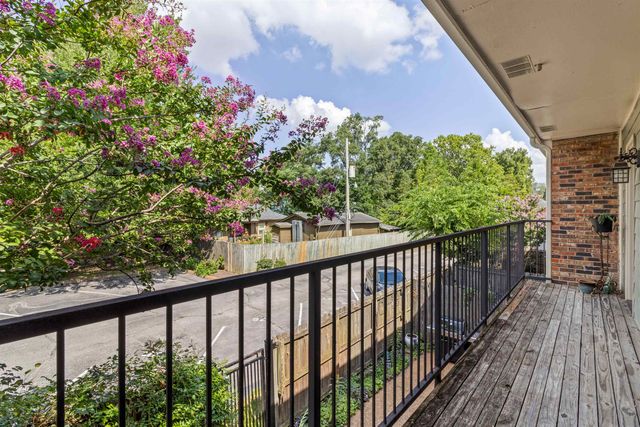 700 ST. AUGUSTINE SQ D, Memphis, TN 38104