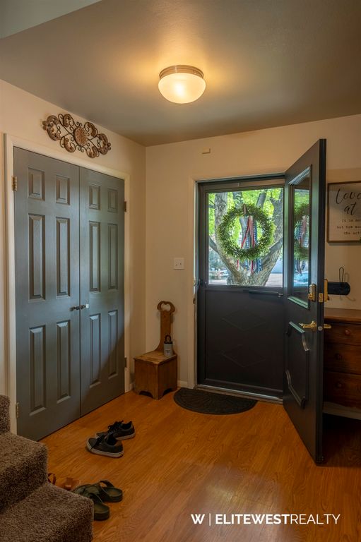 471 Sunlight Dr, Powell, WY 82435 photo 3