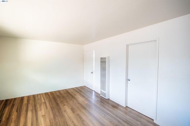 7401 -7411 Hillside St, Oakland, CA 94605