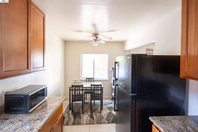 7401 -7411 Hillside St, Oakland, CA 94605