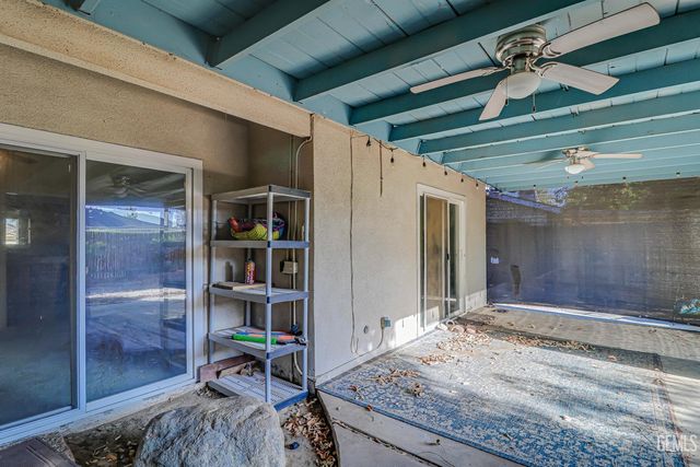 501 Carr Street, Bakersfield, CA 93309