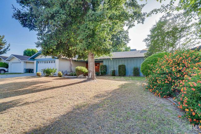 501 Carr Street, Bakersfield, CA 93309
