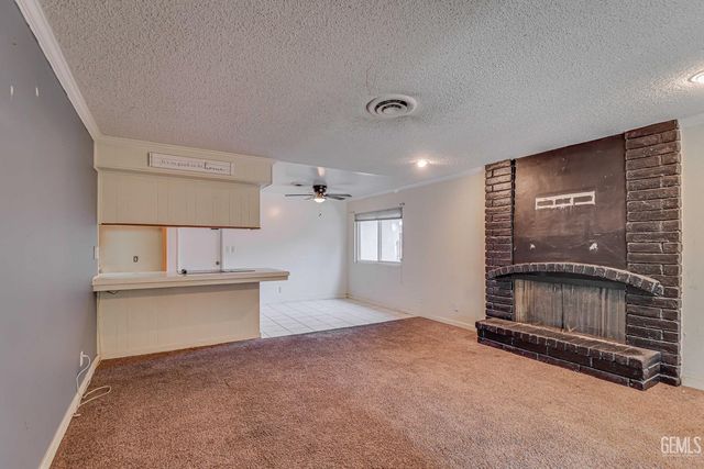 501 Carr Street, Bakersfield, CA 93309
