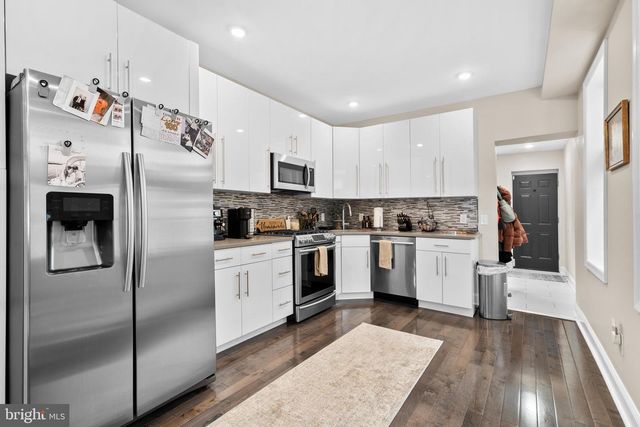 2427 E CLEARFIELD ST, Philadelphia, PA 19134