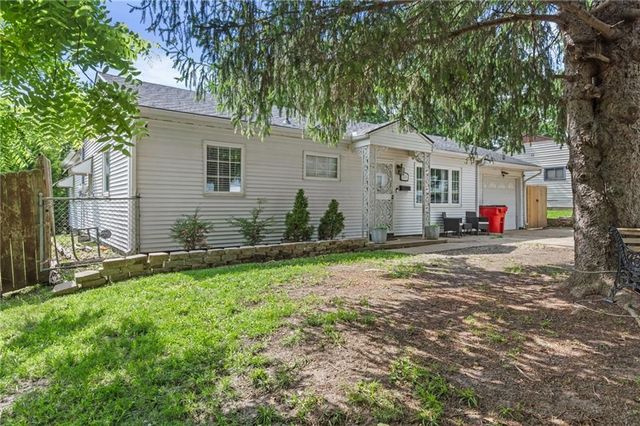 5308 N Michigan Avenue, Kansas City, MO 64118