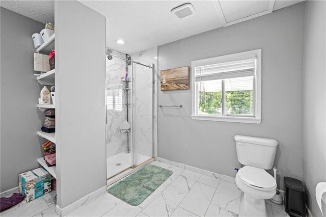 5308 N Michigan Avenue, Kansas City, MO 64118