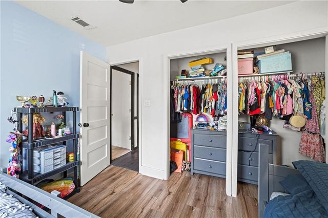 5308 N Michigan Avenue, Kansas City, MO 64118
