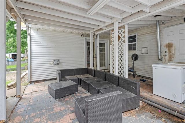 5308 N Michigan Avenue, Kansas City, MO 64118
