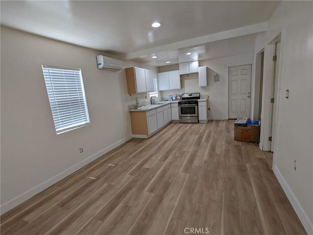 895 E 9th, Pomona, CA 91766