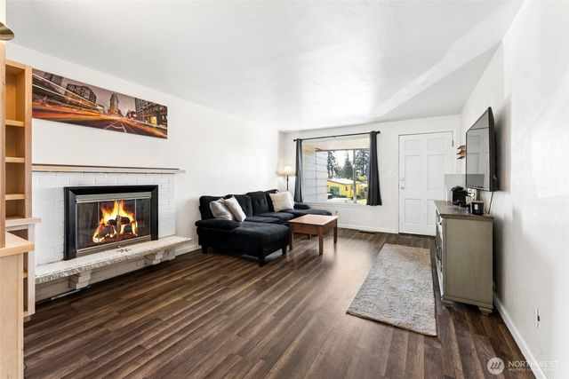 8635 S G Street, Tacoma, WA 98444