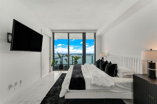 480 NE 31st St 4002, Miami, FL 33137