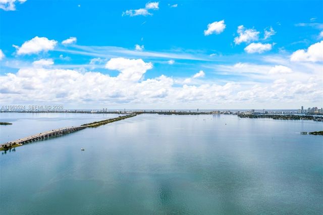 480 NE 31st St 4002, Miami, FL 33137