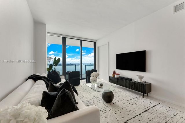 480 NE 31st St 4002, Miami, FL 33137