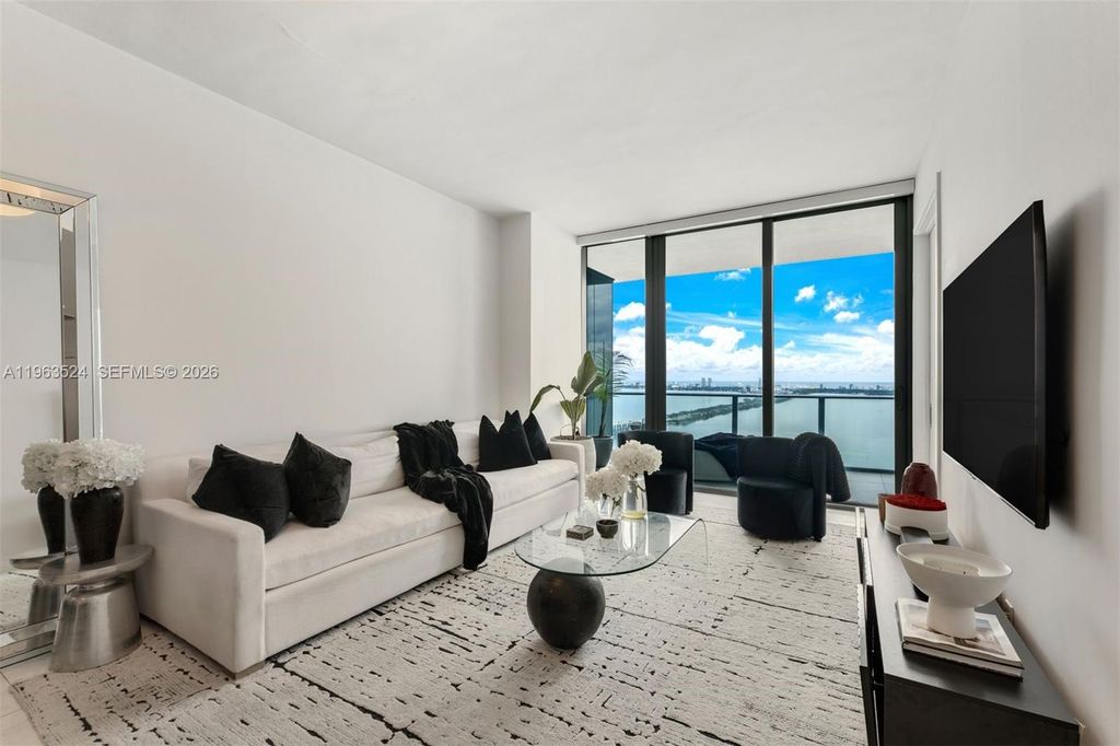 480 NE 31st St 4002, Miami, FL 33137