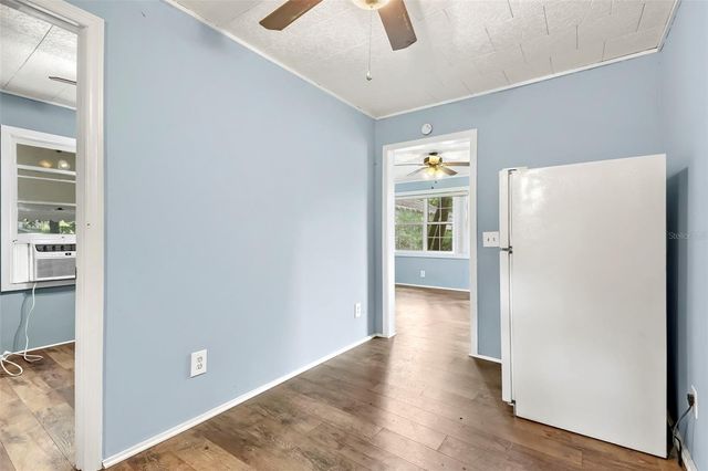 805 E LAMBRIGHT STREET, Tampa, FL 33604