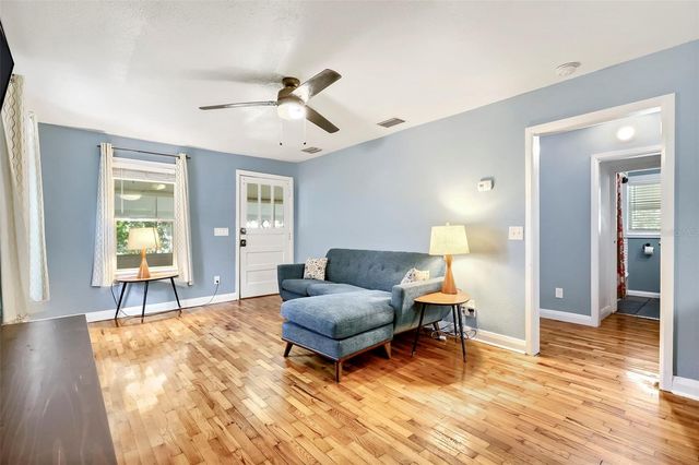 805 E LAMBRIGHT STREET, Tampa, FL 33604