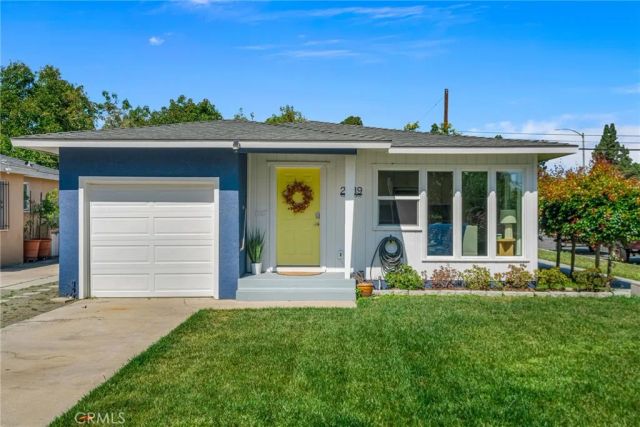 2489 Fashion Avenue, Long Beach, CA 90810