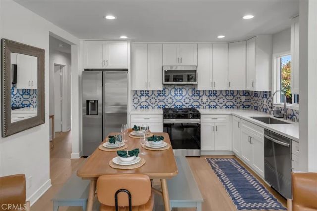2489 Fashion Avenue, Long Beach, CA 90810
