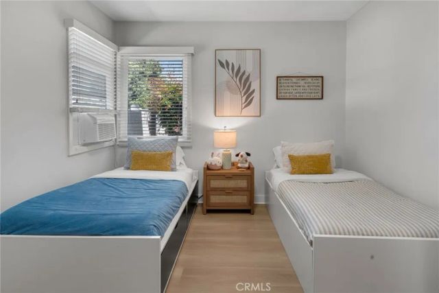 2489 Fashion Avenue, Long Beach, CA 90810