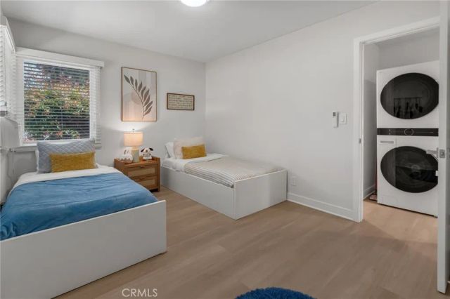 2489 Fashion Avenue, Long Beach, CA 90810