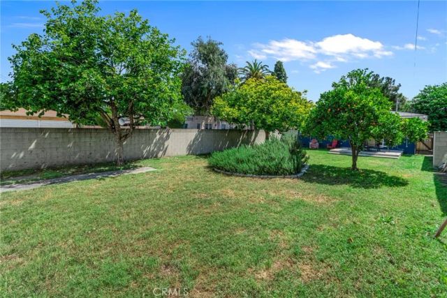 2489 Fashion Avenue, Long Beach, CA 90810