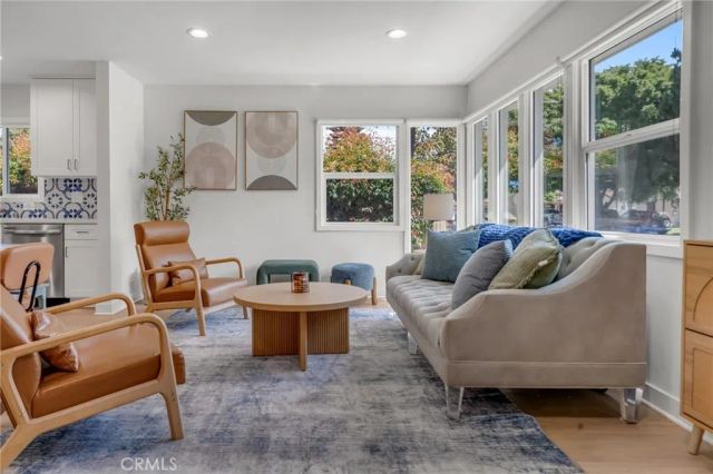 2489 Fashion Avenue, Long Beach, CA 90810