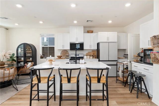 4044 Summer Way, Corona, CA 92883