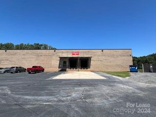 1025 Tate Boulevard SE, Hickory, NC 28602