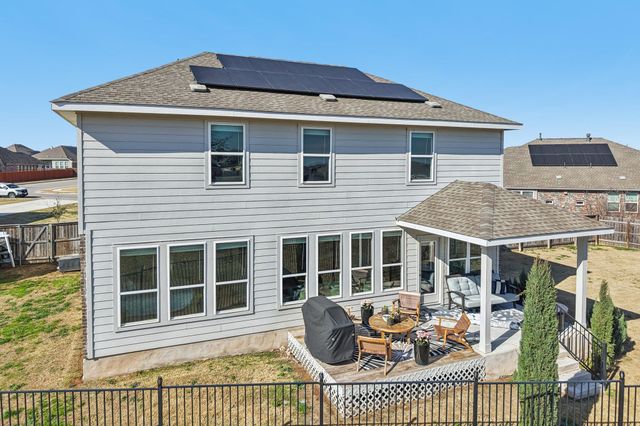 208 Locklin DR, Liberty Hill, TX 78642