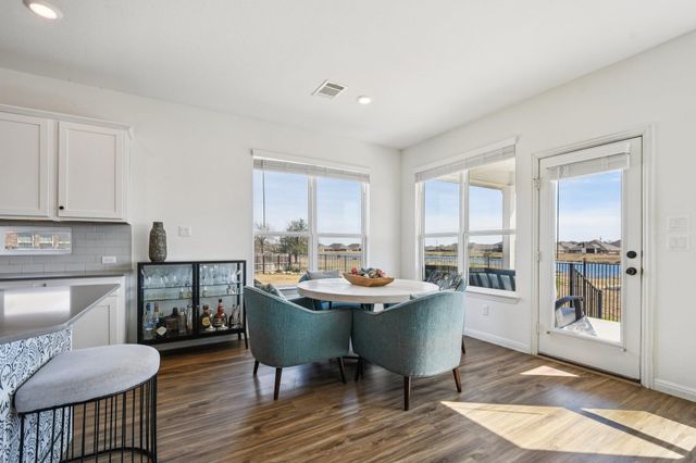 208 Locklin DR, Liberty Hill, TX 78642