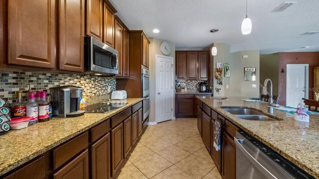 219 BELLA WAY, Groveland, FL 34736